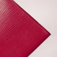 Louis Vuitton EPI Pochette - imagem 5