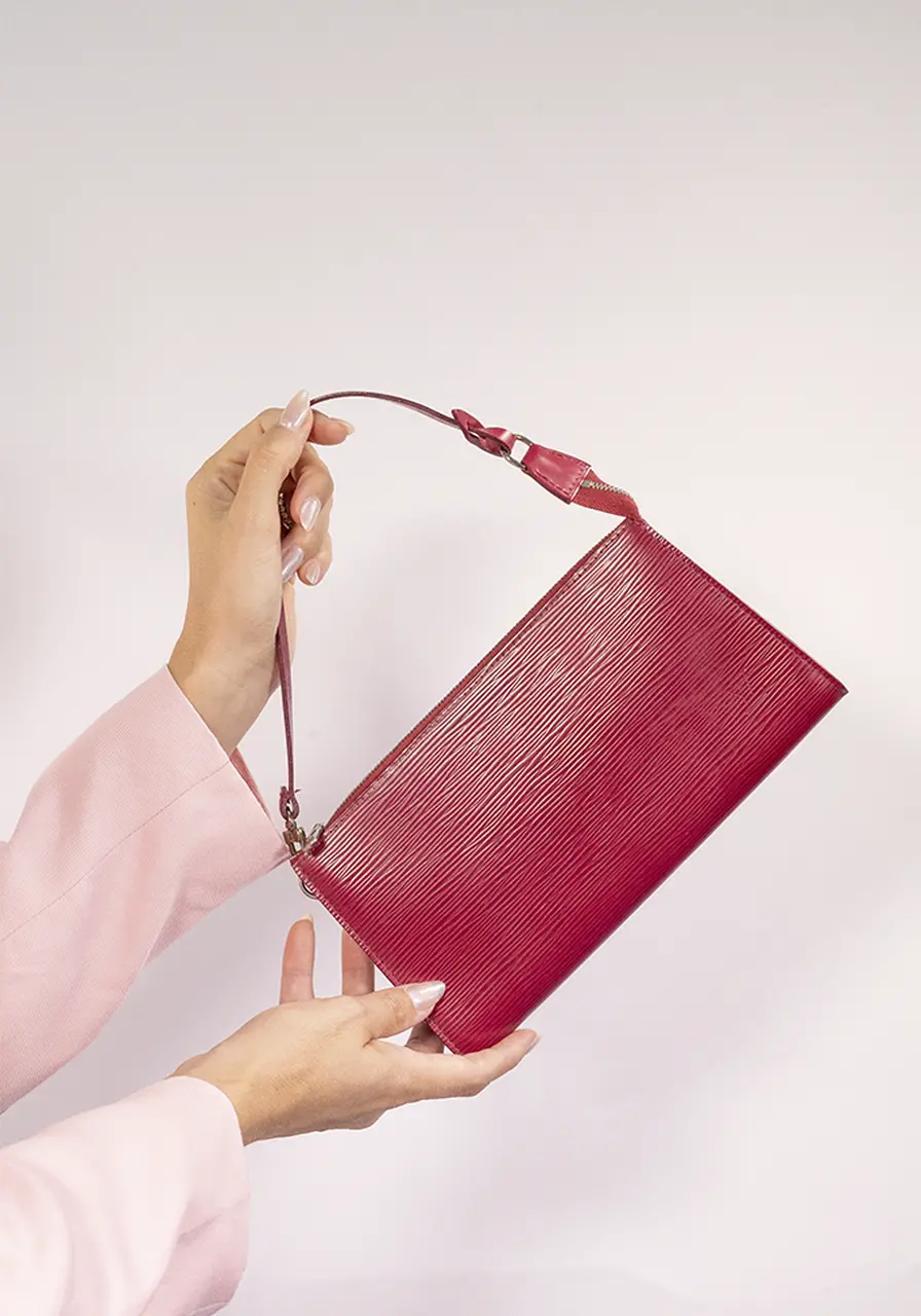 Louis Vuitton EPI Pochette