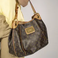 Louis Vuitton Galliera PM - imagem 2