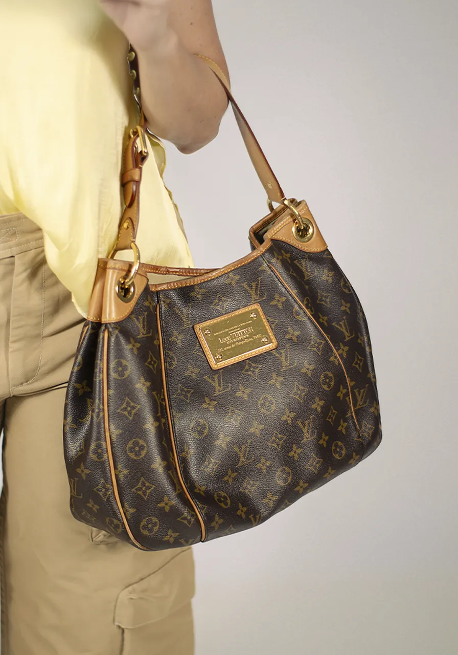 Louis Vuitton Galliera PM