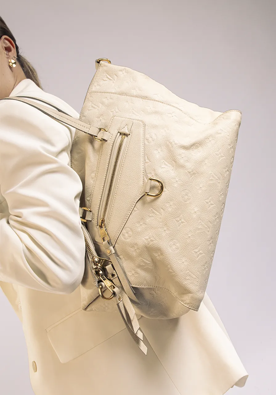 Louis Vuitton Lumineuse MM Aurore 