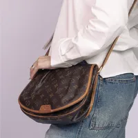 Louis Vuitton Menilmontant - imagem 4