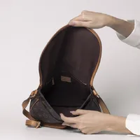 Louis Vuitton Menilmontant - imagem 7