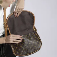 Louis Vuitton Monogram Menilmontant Pm - imagem 3
