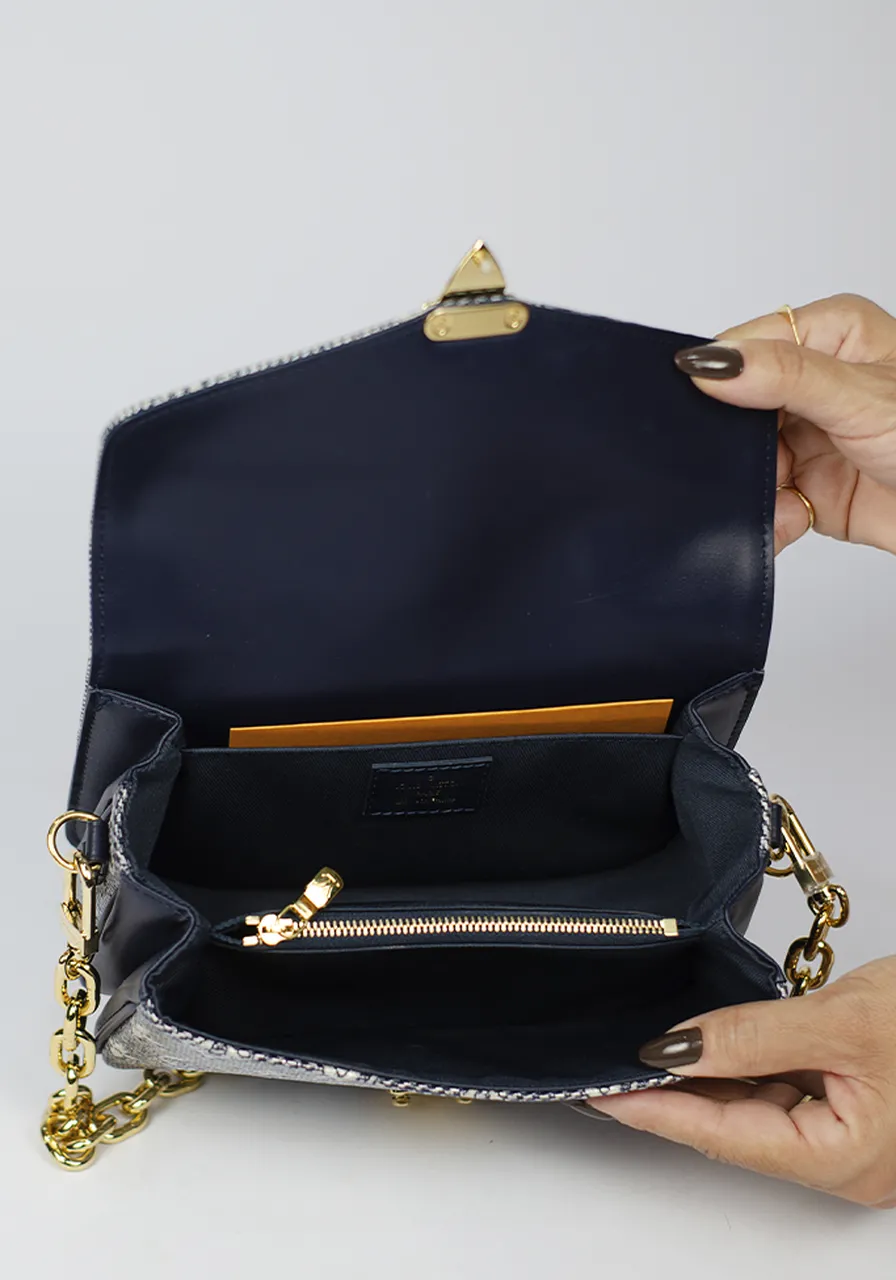 Louis Vuitton Pochette Métis 