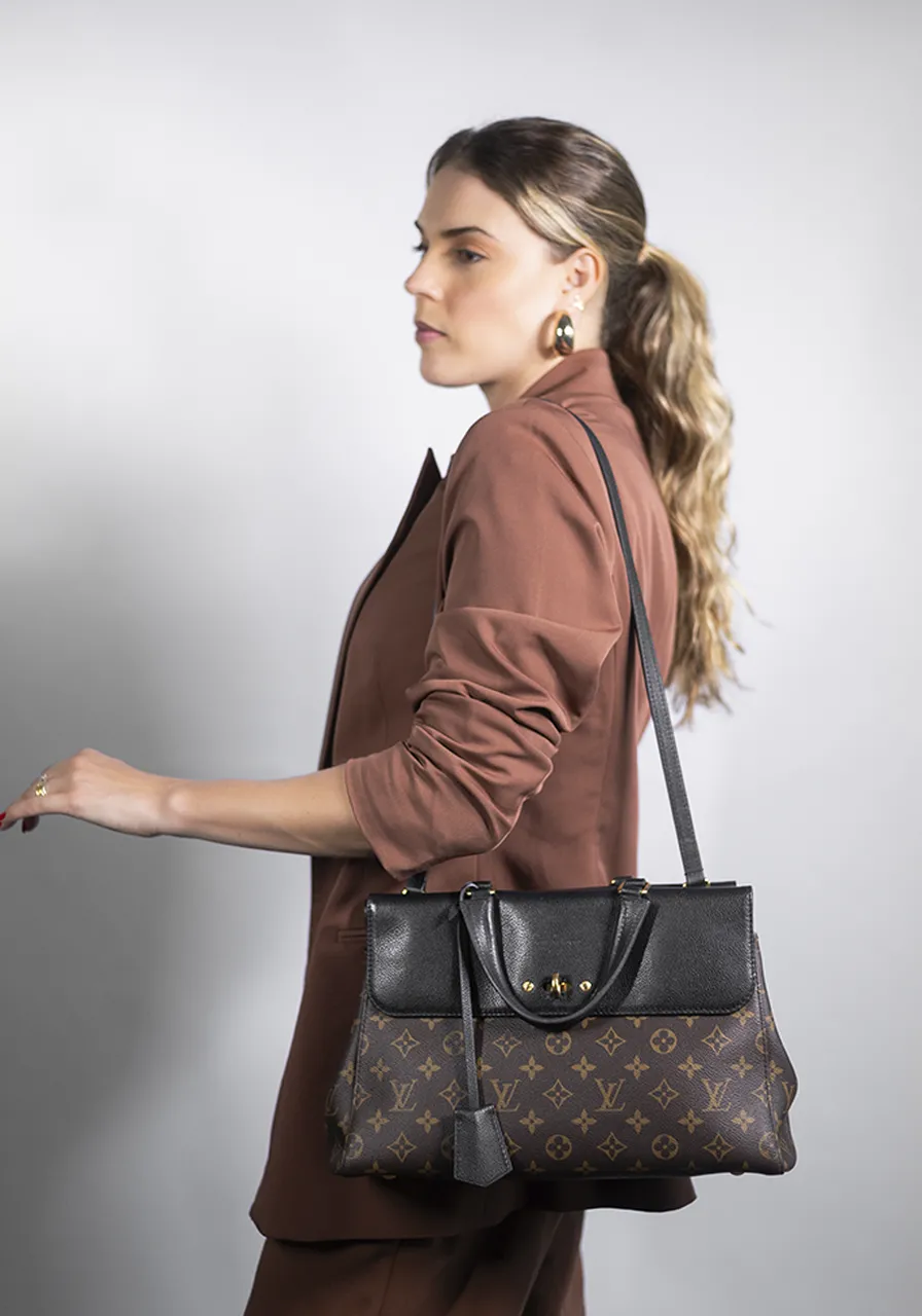 Louis Vuitton Venus Monogram