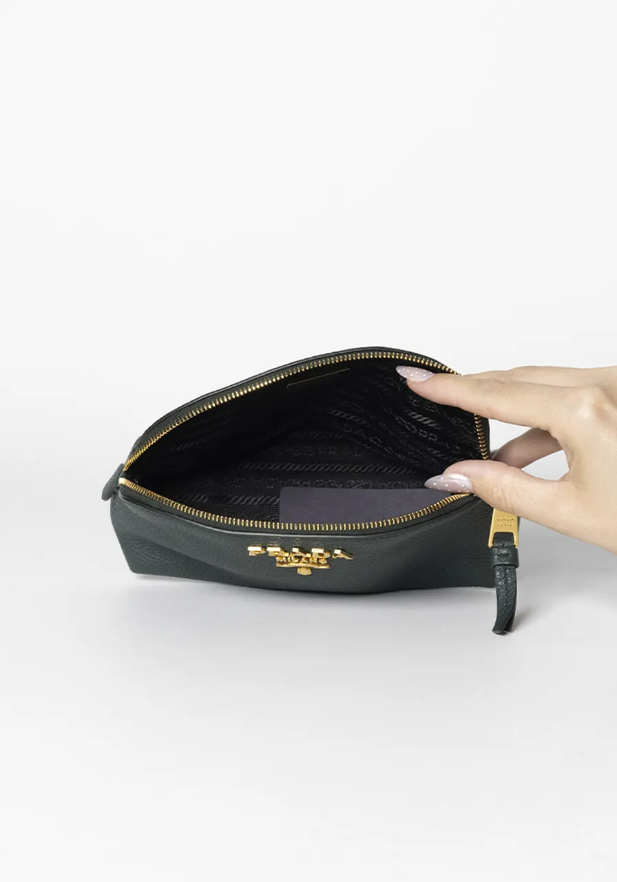 Necessaire Prada 