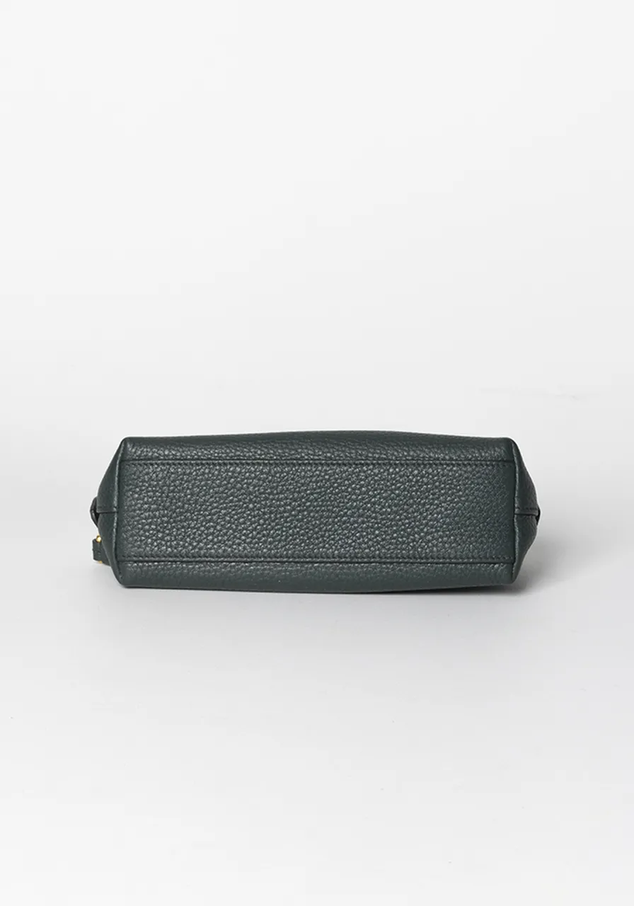 Necessaire Prada 
