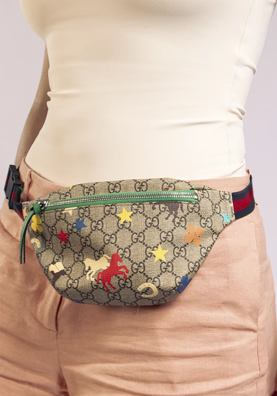 Pochete Gucci Supreme Ranch 
