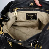 Prada Black Leather Tote Bag - imagem 3