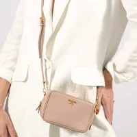 Prada Mini Saffiano Camera Bag  - imagem 4