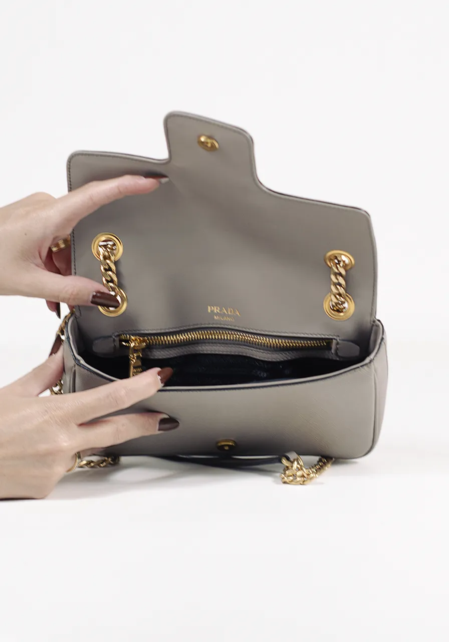 Prada Pattina 