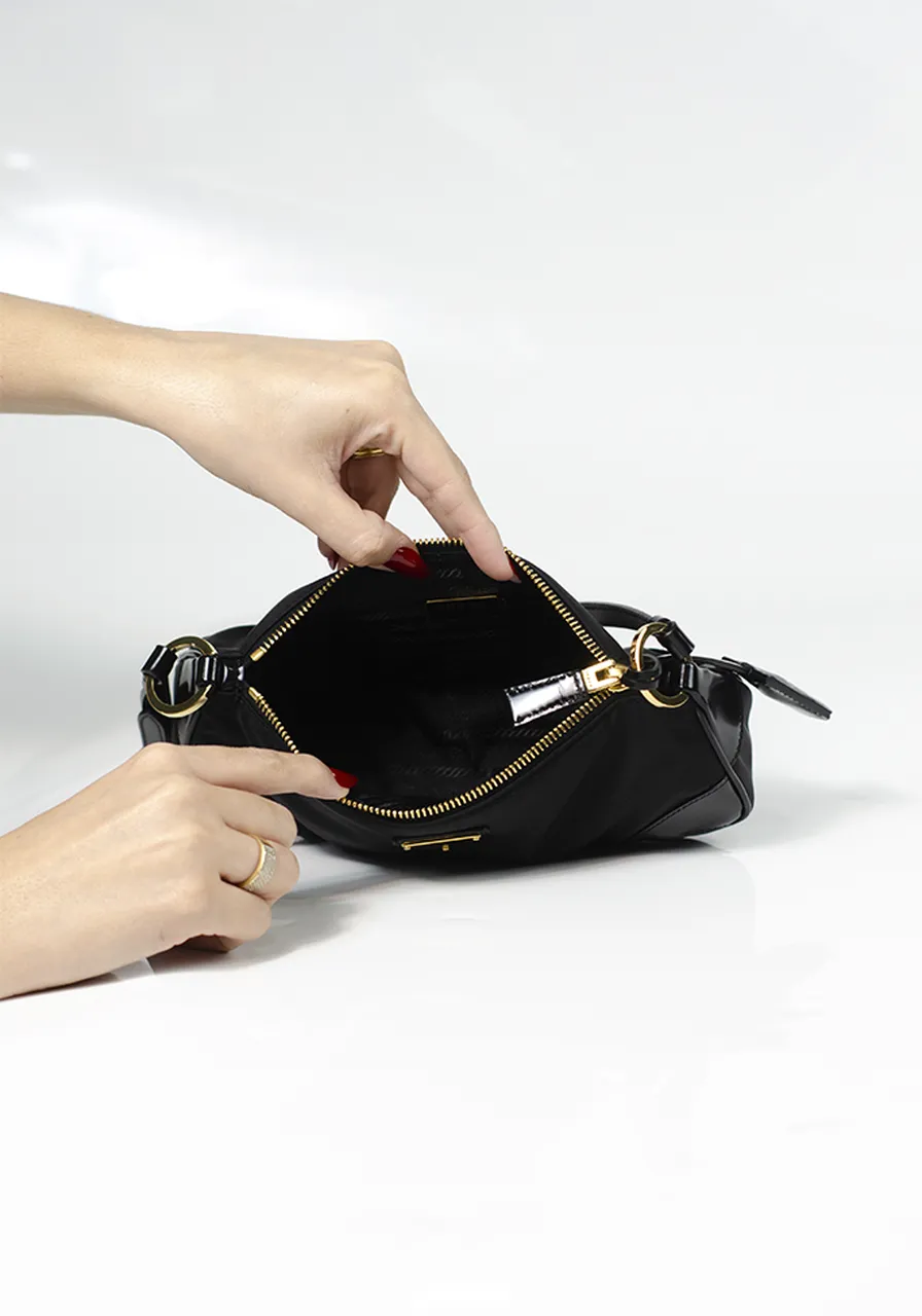 Prada Re-Edition 2002 