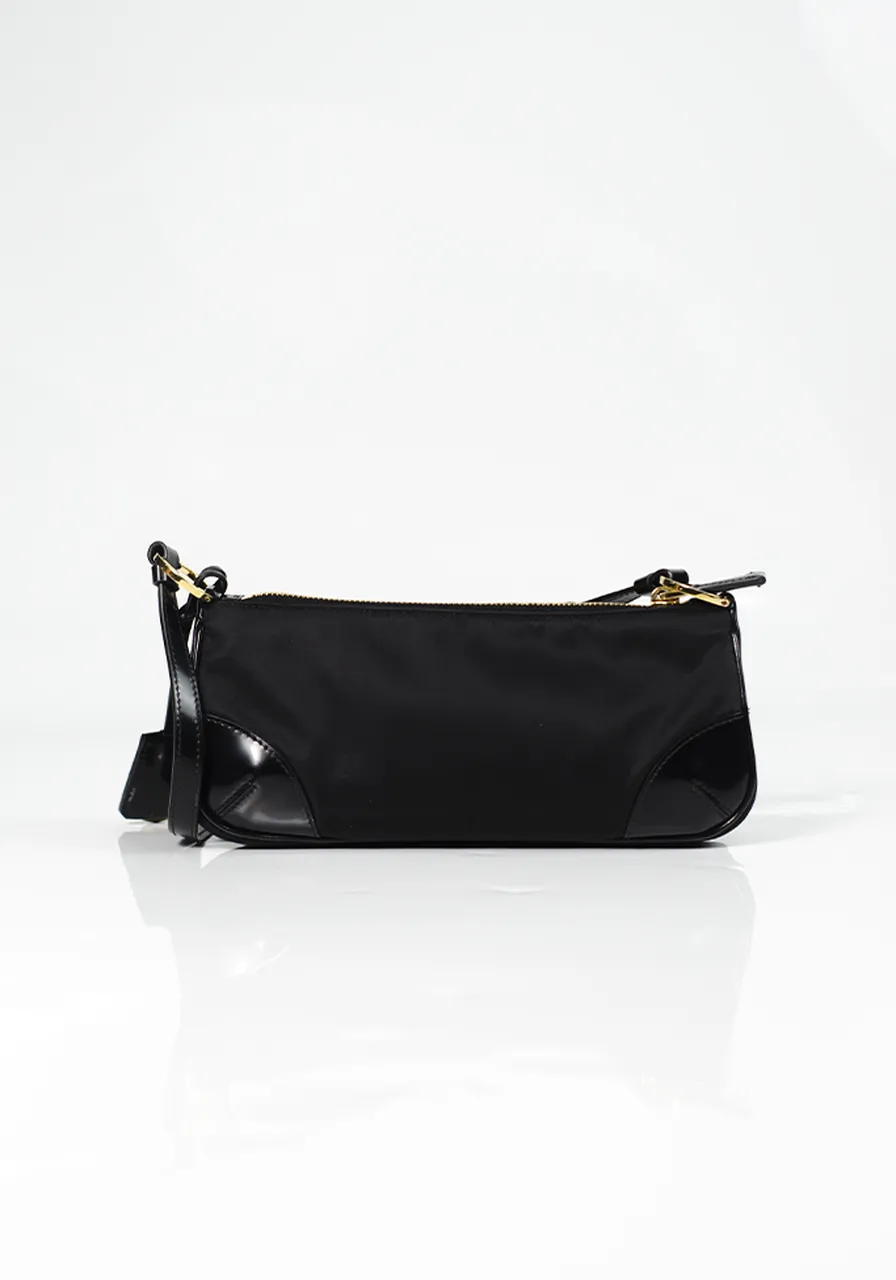Prada Re-Edition 2002 