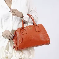 Prada Vitello Daino Bowling - imagem 3