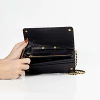 Prada Wallet On Chain Vitello Move - imagem 3