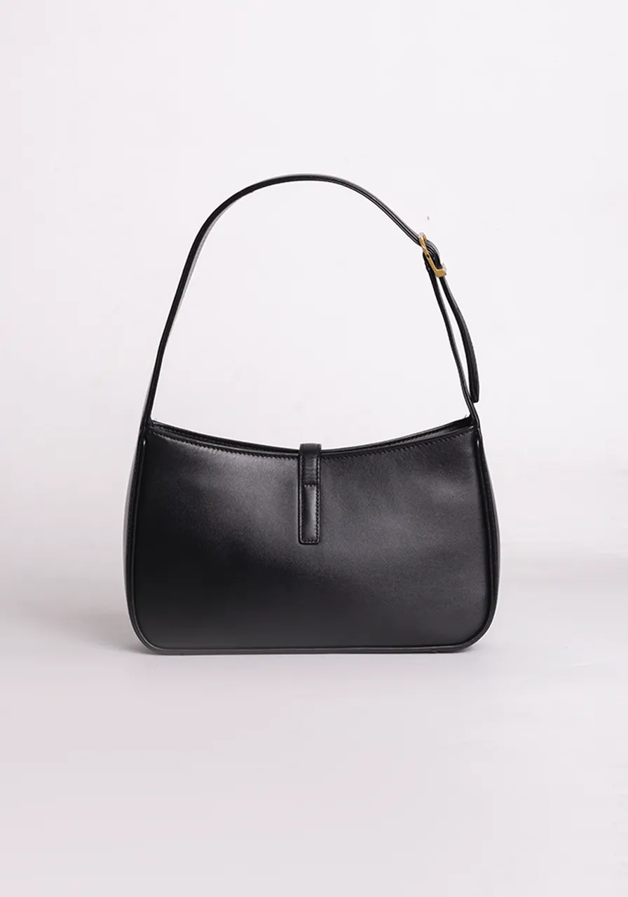 Saint Laurent Le 5 á 7 