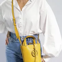 Tory Burch Logo Bucket  - imagem 4