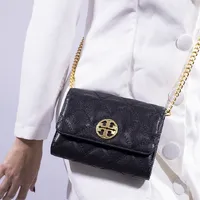 Tory Burch Willa Chain Wallet Crossbody - imagem 4