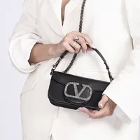 Valentino Garavani Locó  - imagem 5