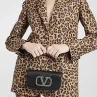 Valentino Garavani Locó  - imagem 10