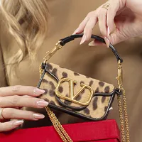 Valentino Garavani Mini Locó  - imagem 2