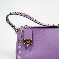 Valentino Garavani Small Calfskin Rockstud - imagem 3