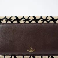 Valentino Garavani Tiracolo Monograma - imagem 4