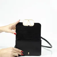 Valentino Garavani Vlogo Shoulder Bag  - imagem 4