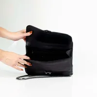 Valentino Médium Glam Lock  - imagem 6