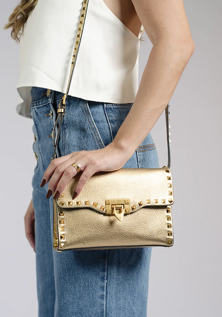 Valentino Garavani Rockstud Dourada