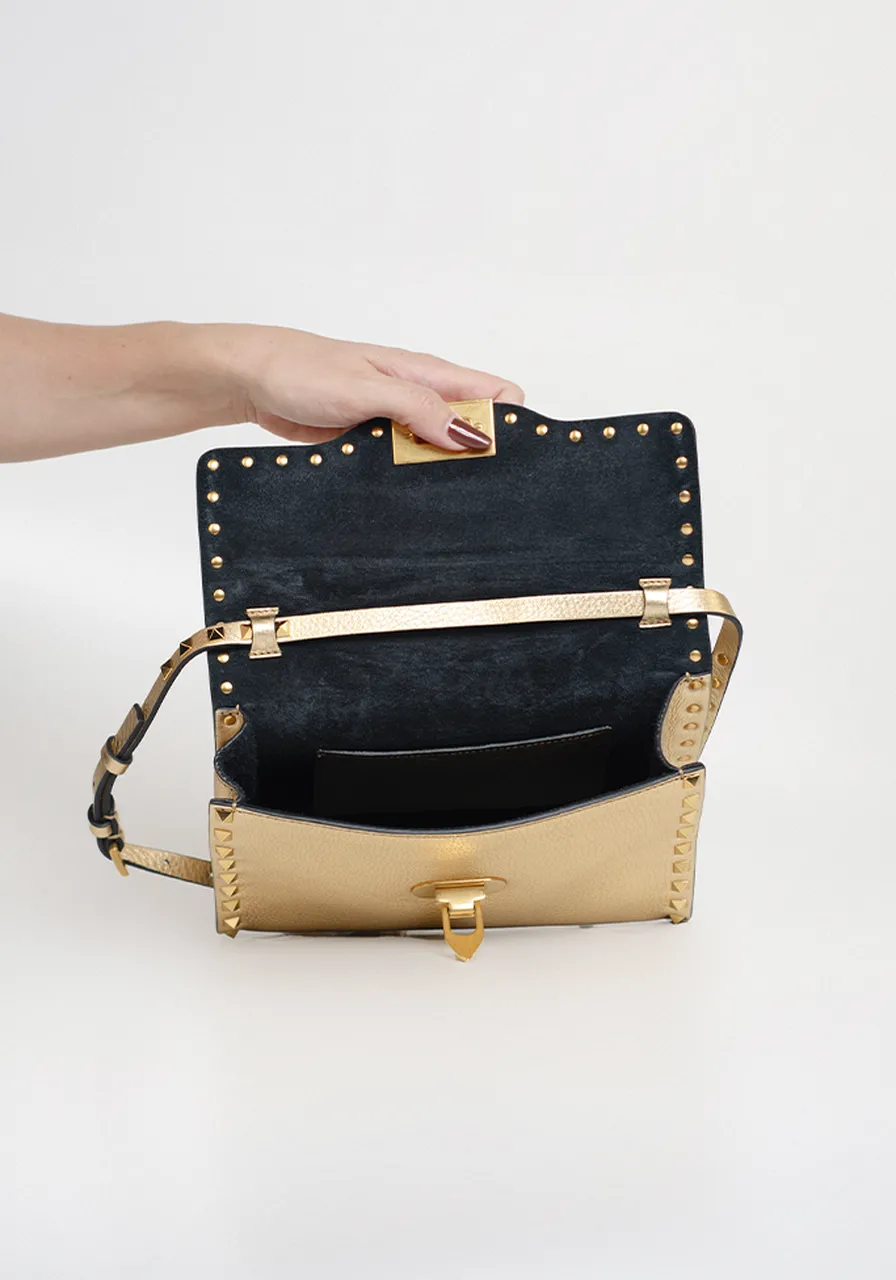 Valentino Garavani Rockstud Dourada