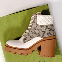 Bota Gucci GG Supreme Ankle Boots - imagem 3