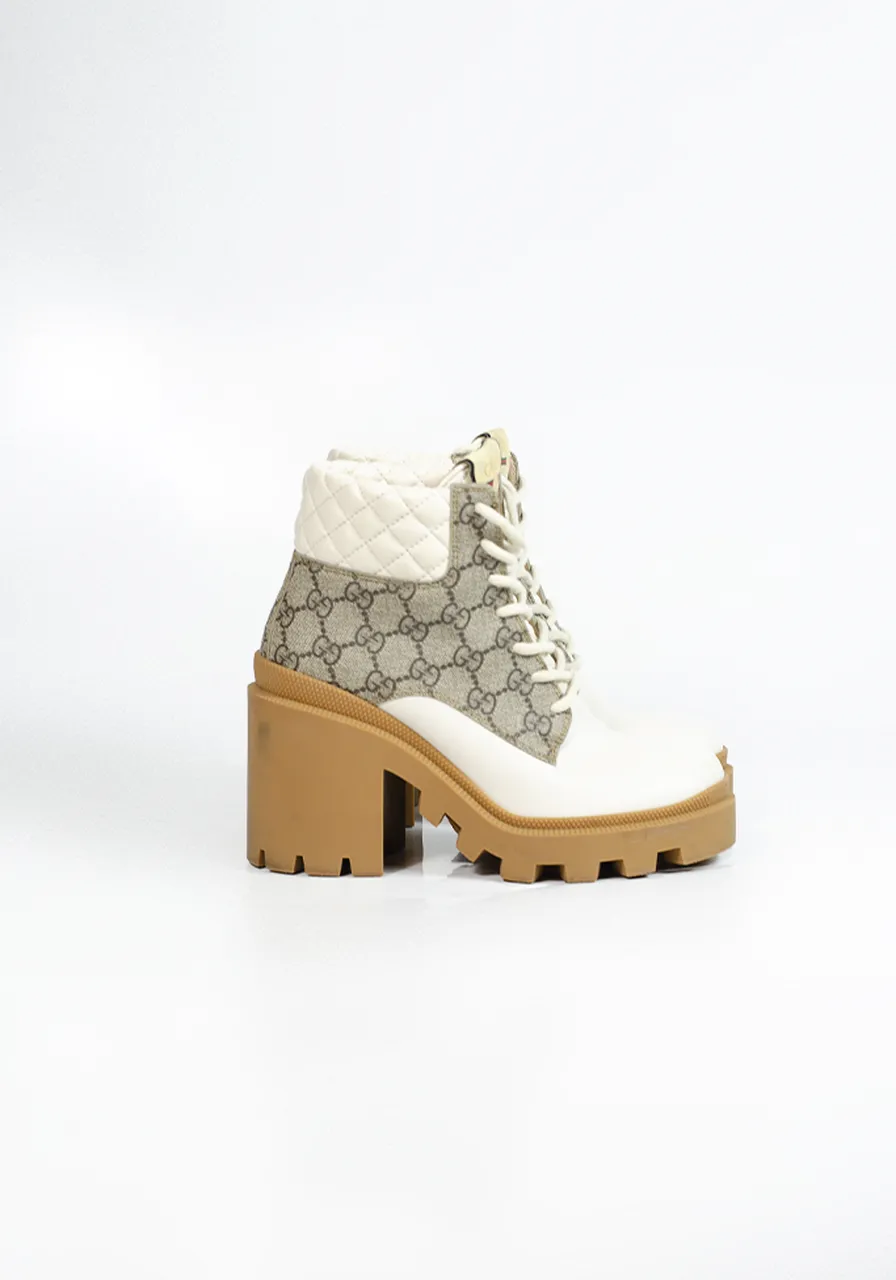 Bota Gucci GG Supreme Ankle Boots