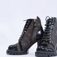 Bota Louis Vuitton Monogram Star Trail - imagem 3