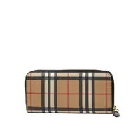 Carteira Burberry Vintage Check Zip Around - imagem 1