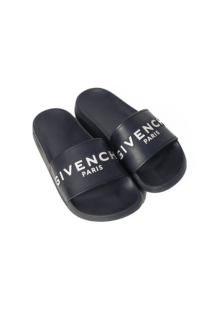 Chinelo Givenchy 
