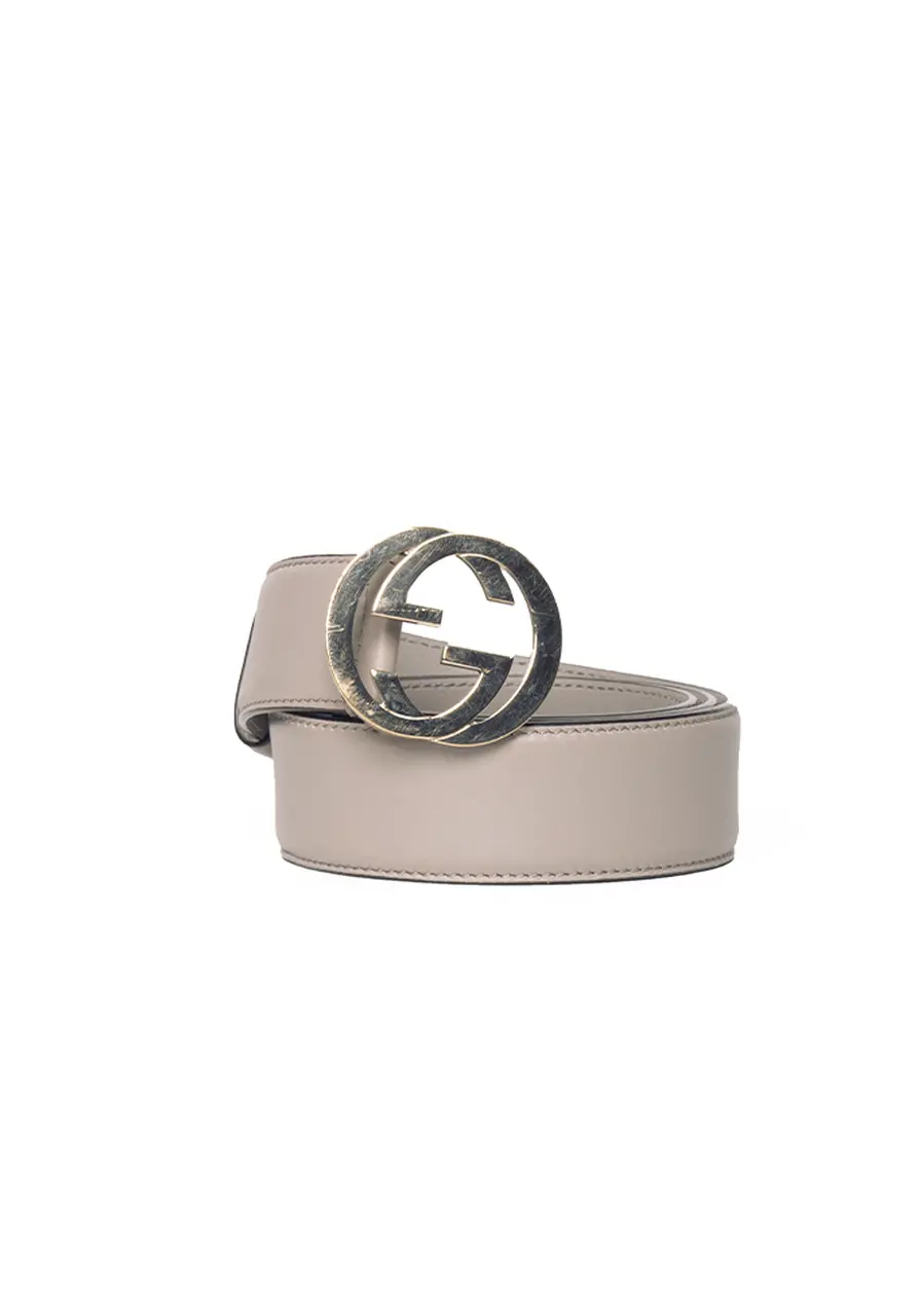 Cinto Gucci Interlocking Cinza 