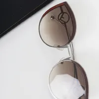 Óculos de Sol Fendi Degradê - imagem 5