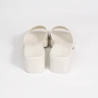 Gucci Slide com logo - imagem 5