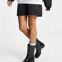 Valentino Garavani The Rockstud Glossed-rubber Rain - imagem 4