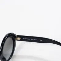 Óculos de Sol Burberry  - imagem 4