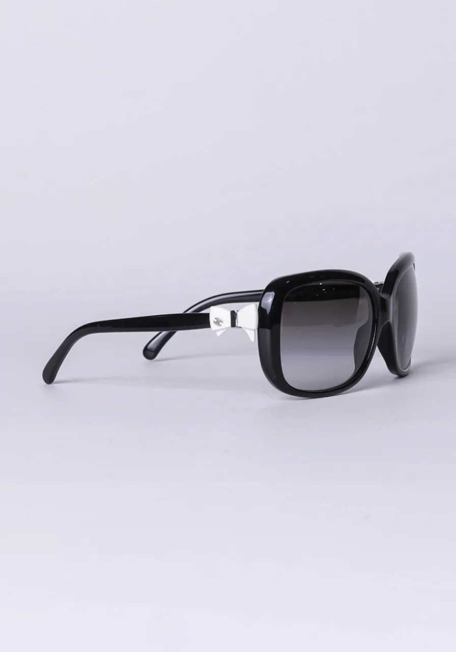 Óculos de sol Chanel 