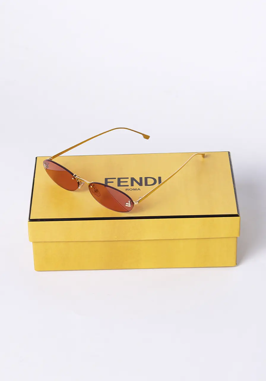 Óculos de sol Fendi First 
