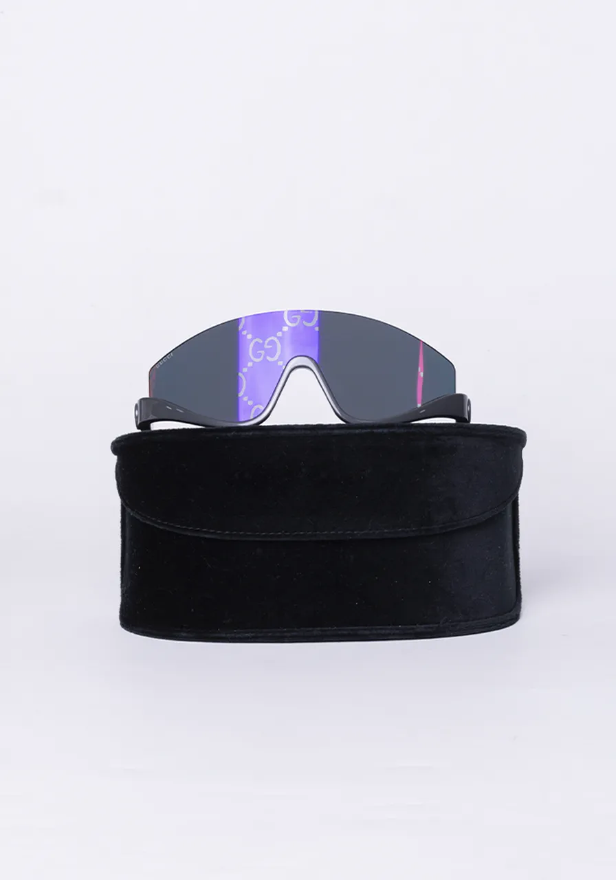Óculos de sol Gucci Shield 