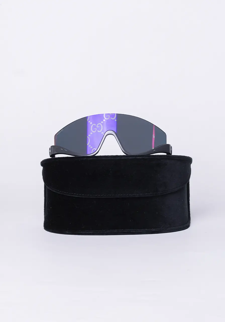 Óculos de sol Gucci Shield 