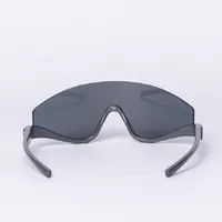 Óculos de sol Gucci Shield  - imagem 4