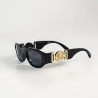Óculos de Sol Versace Preto  - imagem 2