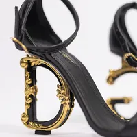 Sandália Dolce & Gabbana Keira Com Logo Barroco  - imagem 2