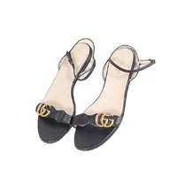 Sandália Gucci Rasteira Double G - imagem 1